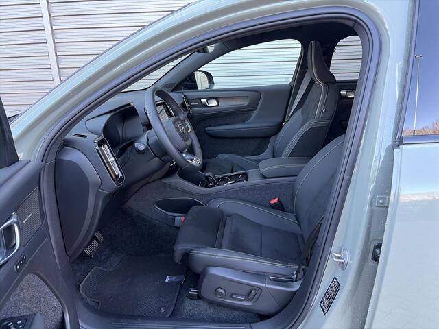 Volvo C40 Recharge Twin Ultimate 78 kWh / 20" Velgen / Black Sheep pakket / Twin motor /