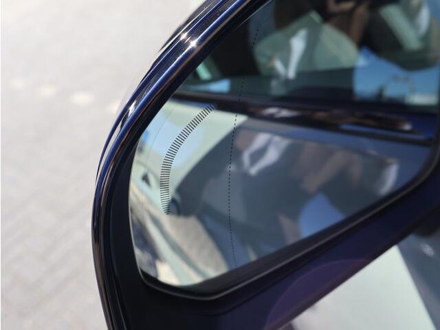 Volvo C40 Recharge Twin Intro Edition 78 kWh l Trekhaak l 360 camera l 20 inch LMV l Panoramadak