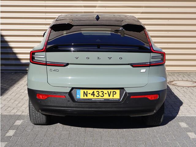 Volvo C40 Recharge Twin Intro Edition 78 kWh l Trekhaak l 360 camera l 20 inch LMV l Panoramadak