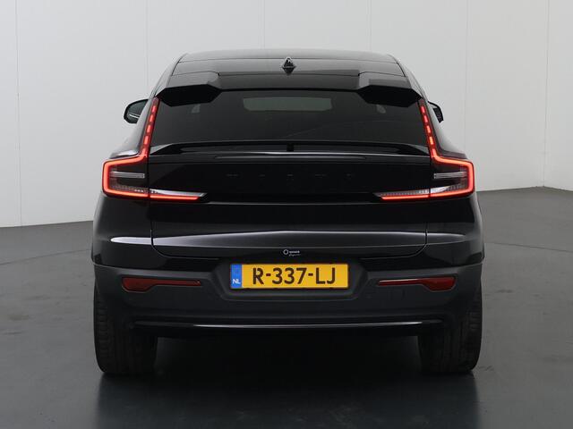 Volvo C40 Recharge Plus 69 kWh | SOH 94% | Trekhaak | Panoramadak | Achteruitrijcamera | Warmtepomp | Apple Carplay/Android Auto | Cruise Control Adaptief |