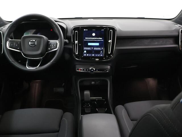 Volvo C40 Recharge Plus 69 kWh | SOH 94% | Trekhaak | Panoramadak | Achteruitrijcamera | Warmtepomp | Apple Carplay/Android Auto | Cruise Control Adaptief |