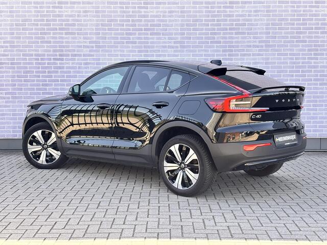 Volvo C40 Recharge Plus 69 kWh | Adaptieve Cruise Control | Panoramadak | Parkeercamera | Stoelverwarming | Standverwarming | Dodehoek Detectie |