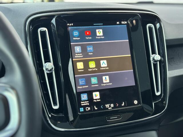 Volvo C40 Recharge Plus 69 kWh | Adaptieve Cruise Control | Panoramadak | Parkeercamera | Stoelverwarming | Standverwarming | Dodehoek Detectie |