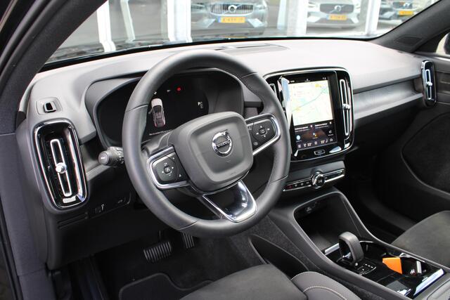 Volvo C40 408PK Recharge Twin Intro Edition 78 kWh | 360 Camera | Adapt. Cruise | H&K Audio | 20" LMV | Warmtepomp | Verw. Voorstoelen & stuurwiel |