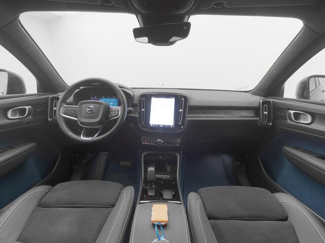 Volvo C40 Recharge Twin Ultimate 78 kWh | PANO | 360° | ADAPTIVE | H&K | STOELVERW. | WARMTEPOMP