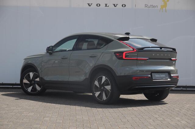 Volvo C40 252PK Automaat Single Ext. Range Plus 82 kWh / Adaptive cruise control / Pilot assist / BLIS / Stoel en stuur verwarming / Elektrische achterklep / Parkeersensoren met camera / Google infotainment / Panoramadak