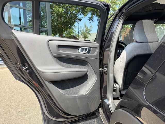 Volvo C40 Recharge Plus 69 kWh SOH 93% ADAPT. CRUISE CONTROL | WARMTEPOMP | STOEL & STUUR VERWARMING N( WINTERPAKKET ) | PANORAMA DAK | ELEK. ACHTERKLEP | 12 MND BOVAG GARANTIE