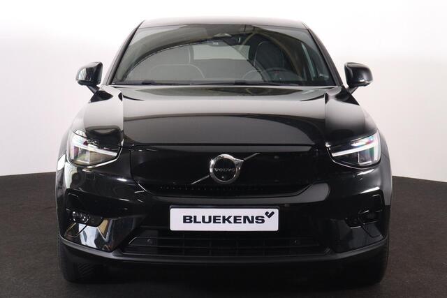 Volvo C40 Recharge Twin Ultimate 78 kWh - Panoramadak - Intellisafe Assist & Surround - 360º Camera - Elektr. bedienbare voorstoelen links met geheugen - Verwarmbare voorstoelen & stuurwiel - Parkeersensoren voor & achter - Warmtepomp - 20" Wielen