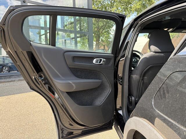 Volvo C40 Recharge Core 69 kWh SOH 100% | ACHTERUITRIJCAMERA | ADAPT. CRUISE CONTROL | PANORAMA DAK | 12 MND BOVAG GARANTIE
