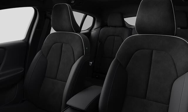 Volvo EC40 252PK Automaat Ext. Range Plus Black Edi. Apple Carplay / Harman Kardon / Adaptive Cruise Control / Pilot assist / Achteruitrijcamera / Lichtmetalen velgen / Keyless entry /
