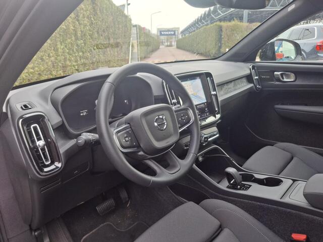 Volvo EC40 Single Motor Extended Range Plus Black Ed. 82 kWh | Demo | Panoramadak | 360 camera | Harman/Kardon | Pilot Assist |