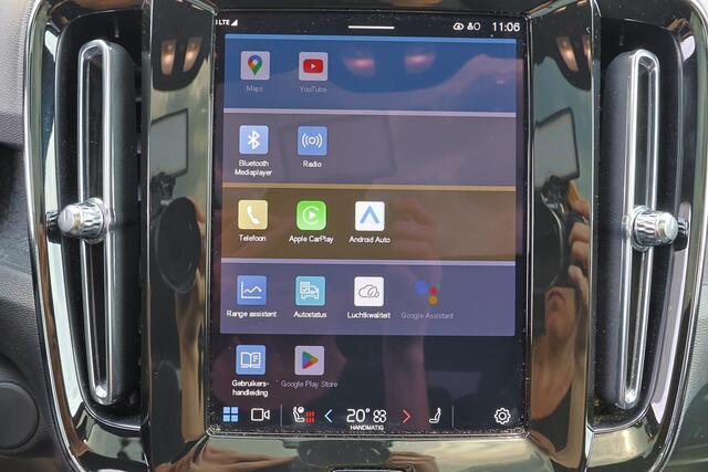 Volvo EC40 Performance Ultra 82 kWh - Panoramadak - IntelliSafe Assist & Surround - 360º Camera - Harman/Kardon audio - Verwarmde voorstoelen, stuur & achterbank - Parkeersensoren voor & achter - Elektr. bedienb. voorstoelen met geheugen links - Draadloze tel. lader