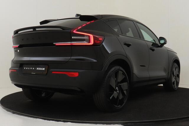 Volvo EC40 TWIN MOTOR PERFORMANCE ULTRA BLACK EDITION 82 kWh *FULL OPTIONS!* -PANO.DAK|HARMAN/KARDON|360°CAM|LIGHTING|POWER-SEATS|20"|SoH:99% *NW.PRIJS ¤64.824,-*
