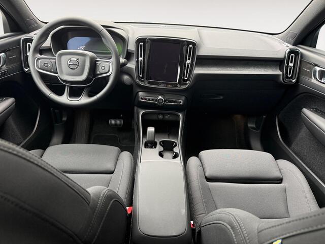 Volvo EC40 Single Motor Ext. Range Plus Bl. Ed. Europa 82 kWh | Elektr. verstelbare voorstoelen | Panoramadak | Pilot Assist | Harman/Kardon |