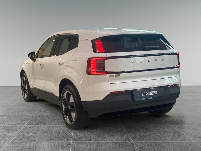 Volvo EX30 Single Motor Extended Range Core 69 kWh | Stoelverwarming | Extra getint glas | Achteruitrijcamera