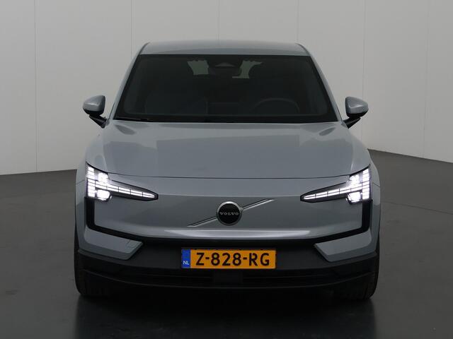 Volvo EX30 Single Motor 69 kWh Extended Range Core | Navigatie | Parkeercamera | Stoel/stuurverwarming |