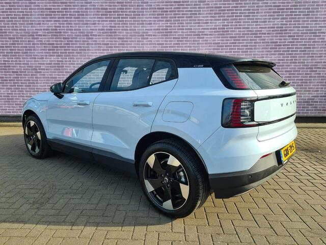 Volvo EX30 Extended Range Plus | Keyless entry | Warmtepomp | Stoel-/stuurverwarming | Google Maps | Elektrische achterklep | Adaptive Cruise control | Parkeerverwarming