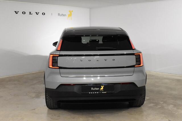 Volvo EX30 Twin Motor Performance Plus 69kWh 428PK / Adaptieve Cruise Control/ Pilot Assist/ Harman Kardon Audio/ Digital Key Plus/ Verwarmbare Voorstoelen en Stuurwiel/ 360 graden camera /
