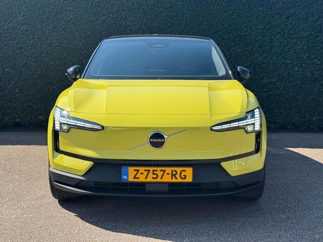 Volvo EX30 Single Motor Extended Range Plus 69 kWh | Harman Kardon | Stoel/Stuurverwarming | Demo | Vraag naar de actuele tellerstand