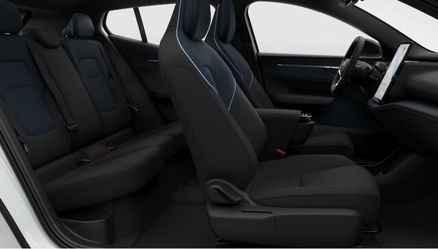 Volvo EX30 272PK Extended Range Plus Nu van ¤47.150 Voor ¤39.650! / Adaptieve Cruise Control/ Dodehoek Detectie / Parkeersensoren voor en achter/ Achteruitrijcamera/ Warmtepomp/ Google Services/