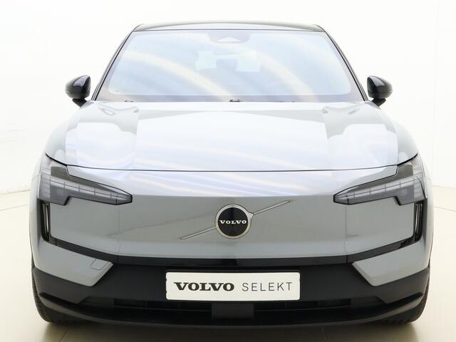 Volvo EX30 Extended Range Ultra 69 kWh / ¤ 7.000,- VOORAADKORTING / NIEUW / DIRECT LEVERBAAR / WOOL BLEND / GETINT GLAS / 22kw LADER / PANORAMADAK / 360 CAMERA / ELEKTR. STOELEN /