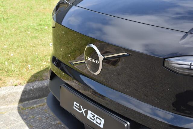Volvo EX30 Single Motor Extended Range Core 69 kWh EV Subsidie | H&K | Camera | Blis | ACC | Climate
