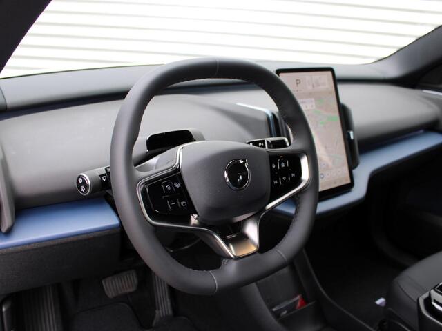 Volvo EX30 Single Motor Extended Range Plus Automaat / 20" velgen / Privacy Glass / Google Maps Navi / Harman Kardon