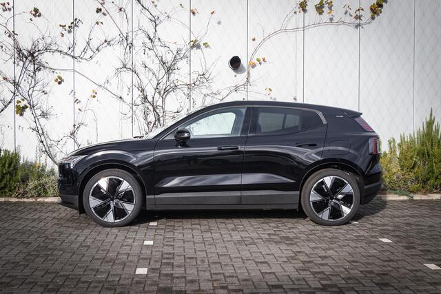 Volvo EX30 Single Motor Extended Range Ultra 69 kWh | 20 Inch lichtmetalen velgen | Panoramadak | Adaptieve Cruise Control | Elektrische stoelverstelling | 360 Graden camera | Extra getint glas