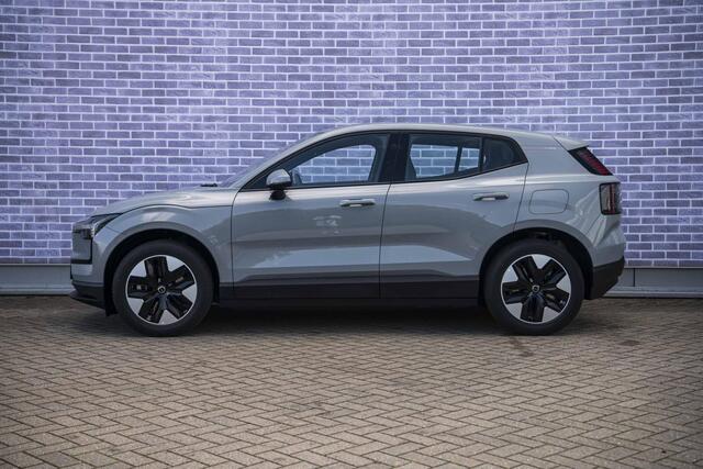Volvo EX30 Single Motor Extended Range Core 69 kWh | Adaptieve Cruise Control | Stoel + stuurverwarming | Donker glas | Parkeercamera