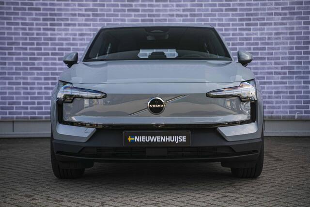 Volvo EX30 Single Motor Extended Range Core 69 kWh | Adaptieve Cruise Control | Stoel + stuurverwarming | Donker glas | Parkeercamera