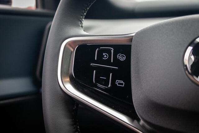 Volvo EX30 Single Motor Extended Range Core 69 kWh | Adaptieve Cruise Control | Stoel + stuurverwarming | Donker glas | Parkeercamera
