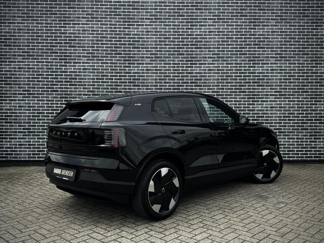 Volvo EX30 Single Motor Extended Range Plus 69 kWh | Keyless | Harman Kardon audio | Elektrische achterklep | Getint Glas | Adaptieve Cruise control