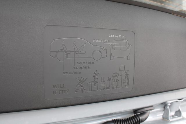Volvo EX30 Extended Range Plus 69 kWh | Stoel & stuurverwarming | Camera | El. achterklep | Adapt. Cruise