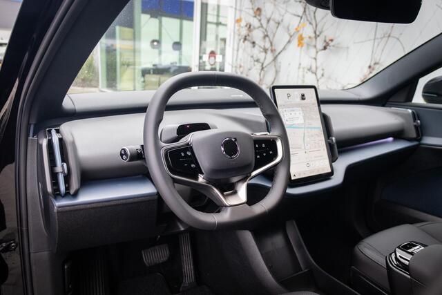 Volvo EX30 Extended Range Plus 69 kWh | Adaptieve Cruise Control | Digital Key Plus | Parkeercamera | 20 Inch lichtmetalen velgen