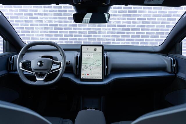 Volvo EX30 Twin Motor Performance Ultra AWD | Panoramadak | Elektr. stoelverstelling | Warmtepomp | Harman Kardon | 360 Camera | Keyless | Google Maps | Adaptive Cruise