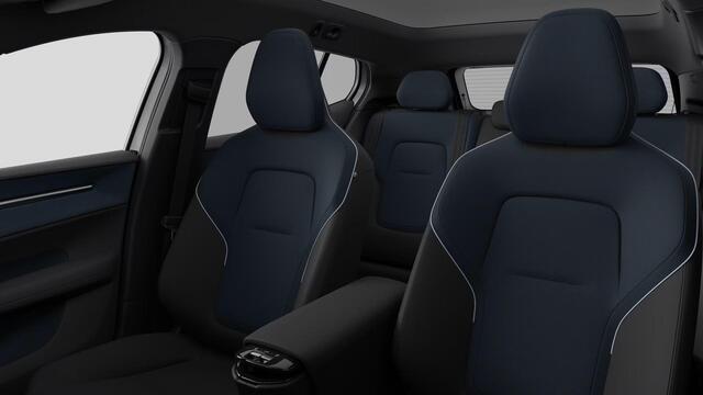 Volvo EX30 Cross Country Twin Motor Performance Ultra | Google | Longe Range | 4x4 | Adaptieve Cruise | Stoel-/Stuurverwarming | Keyless | 360 Camera | Panoramadak | Elektr. Stoelen | Harman Kardon Audio | Elek. Achterklep | Getint Glas