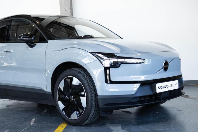 Volvo EX30 Single Motor Extended Range Plus 69 kWh | | Getint Glas Achter | Pine Interieur | Adaptieve Cruise Control | Keyless Entry | Parkeersensoren | Dodehoekdetectie Met Correctie | Apple Carplay/Android Auto | Rijstrooksensor Met Correctie