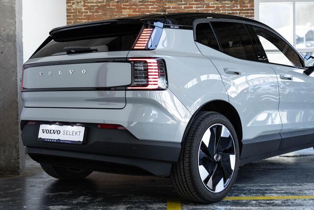 Volvo EX30 Single Motor Extended Range Plus 69 kWh | | Getint Glas Achter | Pine Interieur | Adaptieve Cruise Control | Keyless Entry | Parkeersensoren | Dodehoekdetectie Met Correctie | Apple Carplay/Android Auto | Rijstrooksensor Met Correctie