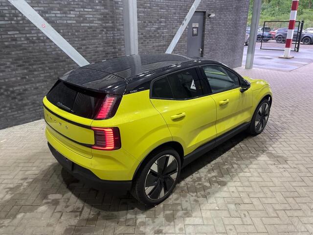 Volvo EX30 Single Motor Extended Range Plus 69 kWh | Stoel+Stuurverwarming | 20 Inch | Getint Glas | ACC