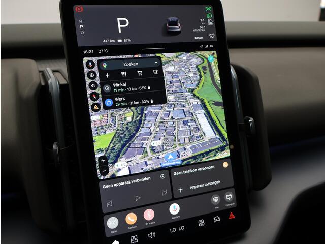 Volvo EX30 Single Motor Extended Range Plus 69 kWh / 20" Wielen / Harman Kardon / Adaptive Cruise / BLIS / Pilot Assist / Parkeercamera / Keyless /