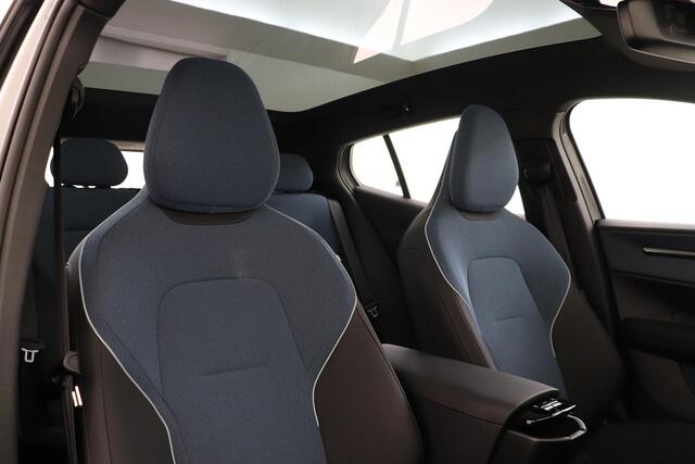 Volvo EX30 TWIN MOTOR PERFORMANCE ULTRA 69 kWh -CLIMATE|PANO.DAK|HK-AUDIO|360°CAM|AUT.PARKEREN|POWER-SEATS