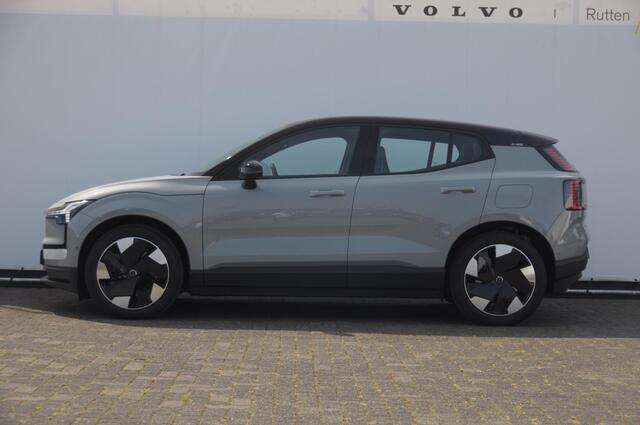 Volvo EX30 428PK Automaat Twin Motor Performance Ultra / 360 graden camera / Pilot assist / Park assist / Panoramadak / Voorstoelen en stuurwiel verwarmd / Elektrisch verstelbare stoelen /