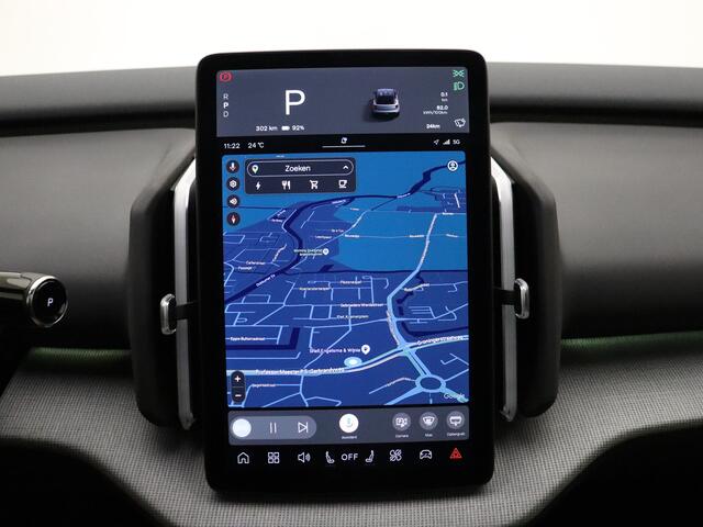 Volvo EX30 Cross Country Twin Motor Performance Ultra 69 kWh / NIEUW / 4X4 /Stoelverwarming + Stuurw. Verwarming | Getint Glas Achter | Panorama Dak | 360 Graden Camera | Parkeersensoren | Google | Harman Kardon Premium Audio