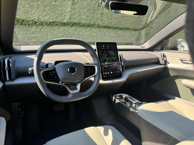 Volvo EX30 Single Motor Extended Range Plus 69 kWh | Harman Kardon | Stoel/Stuurverwarming | Demo | Vraag naar de actuele tellerstand
