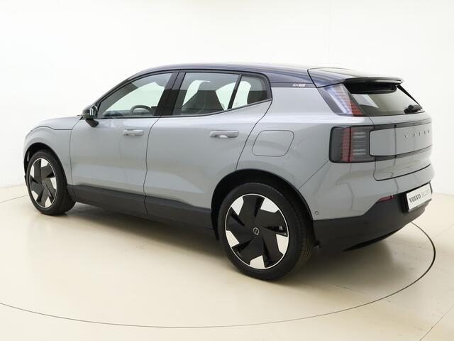 Volvo EX30 Twin Motor Performance Ultra 69 kWh / AWD / Trekhaak / Stoel/- en stuurverwarming / Camera rondom / Elektrisch verstelbare stoelen / Harman en Kardonn audio / Panorama dak /