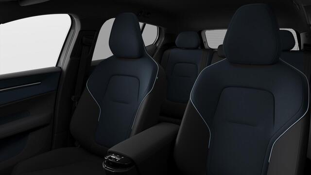 Volvo EX30 Single Motor Extended Range Plus 69 kWh | **Challenge** | Getint Glas Achter | 19" Lichtmetalen Velgen | Verwarmbare Voorstoelen & Stuurwiel | Google Maps & Infotainment | Harman Kardon Audio | Adaptieve Cruise Control Met Pilot Assist | BLIS Dodehoekdete