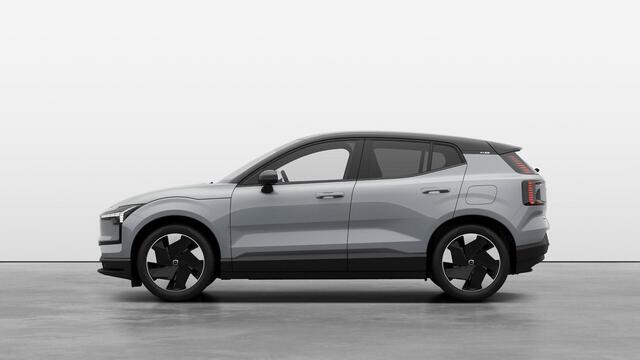 Volvo EX30 Single Motor Extended Range Plus 69 kWh | **Challenge** | Getint Glas Achter | 19" Lichtmetalen Velgen | Verwarmbare Voorstoelen & Stuurwiel | Google Maps & Infotainment | Harman Kardon Audio | Adaptieve Cruise Control Met Pilot Assist | BLIS Dodehoekdete