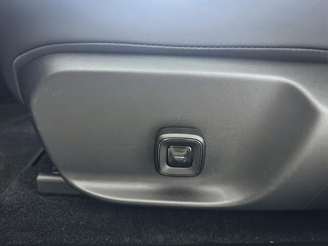 Volvo EX30 Single Motor Extended Range Ultra 69 kWh | Harman Kardon | 360° camera | Panoramadak | Stoel- en stuurverwarming
