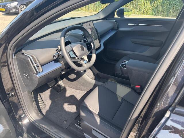 Volvo EX30 Extended Range Plus | Getinte Ramen | Stoelverwarming | 20 inch | nieuw uit voorraad | LAAGSTEPRIJS garantie
