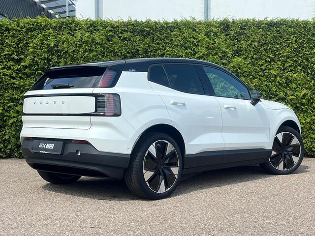 Volvo EX30 Single Motor Extended Range Plus 69 kWh | nieuw uit voorraad | LAAGSTEPRIJS garantie